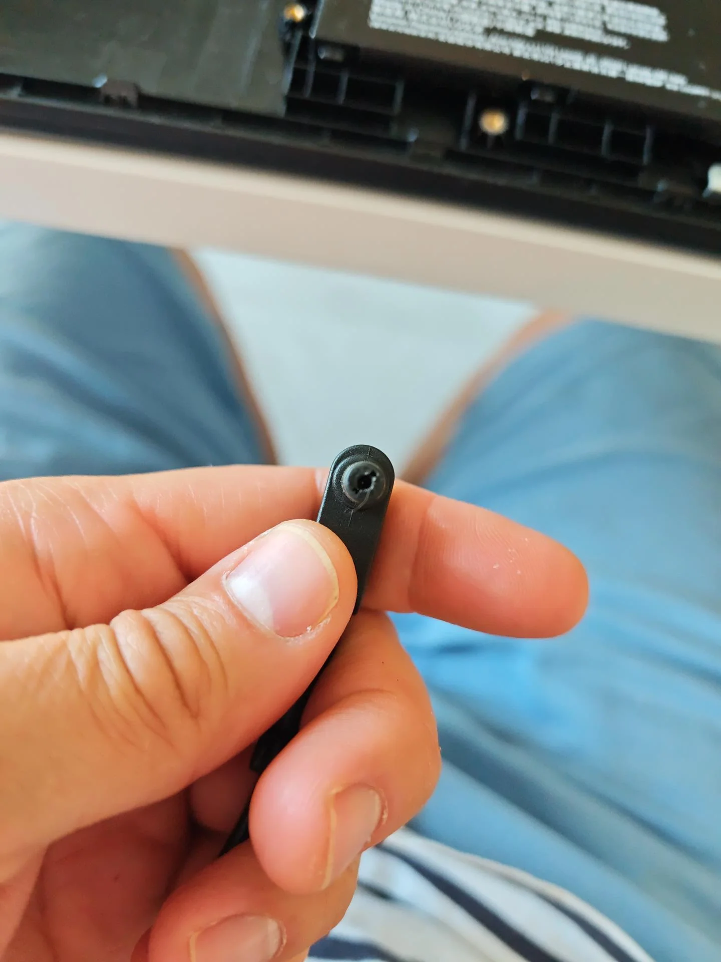 Connecteur du chargeur contrôlé pendant le diagnostic